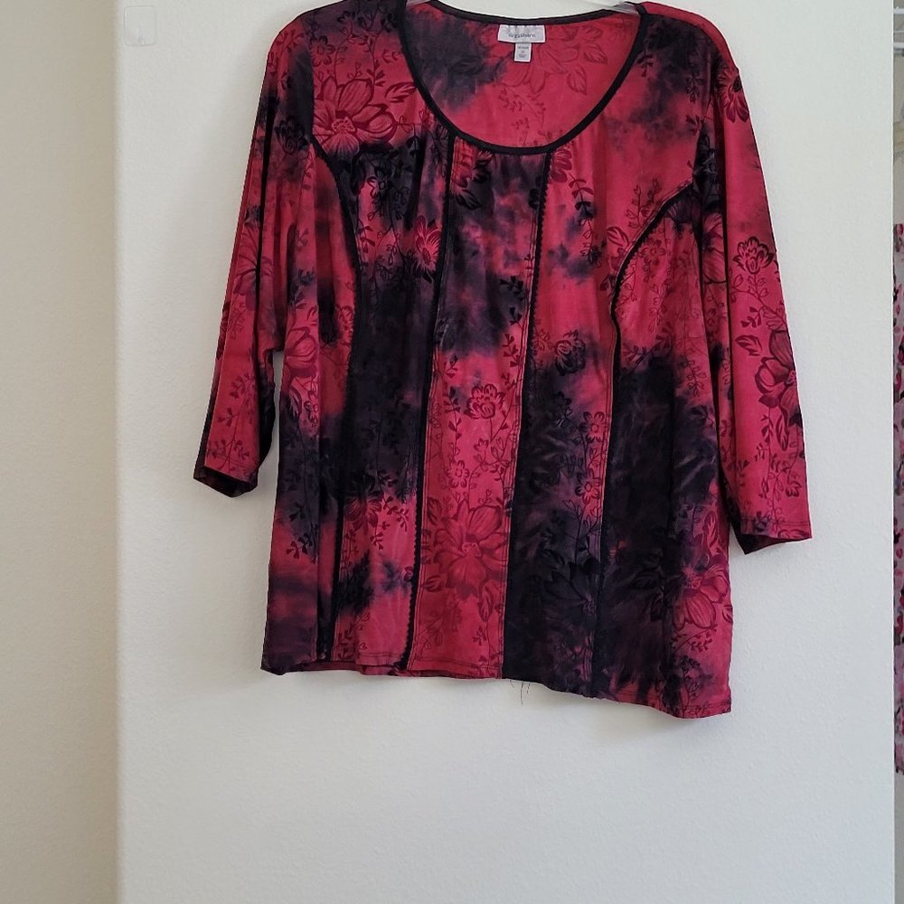 Romantic dressbarn 3X Red/Black Princess Styling 3/4 Sleeve Tunic Top